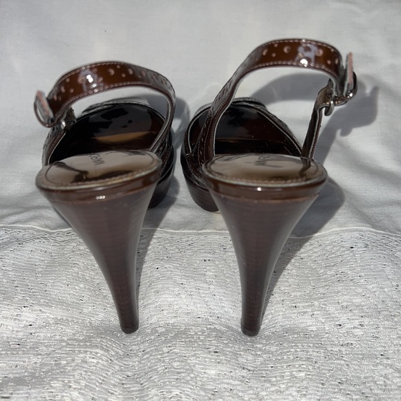 MARC FISHER PATENT LEATHER CHOCOLATE BROWN SLING ACK SHOE SIZE 8M - Picture 8 of 14